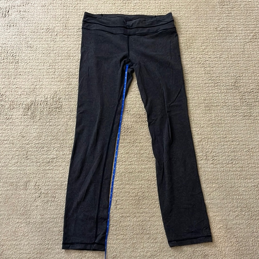 Lululemon yoga pants 12